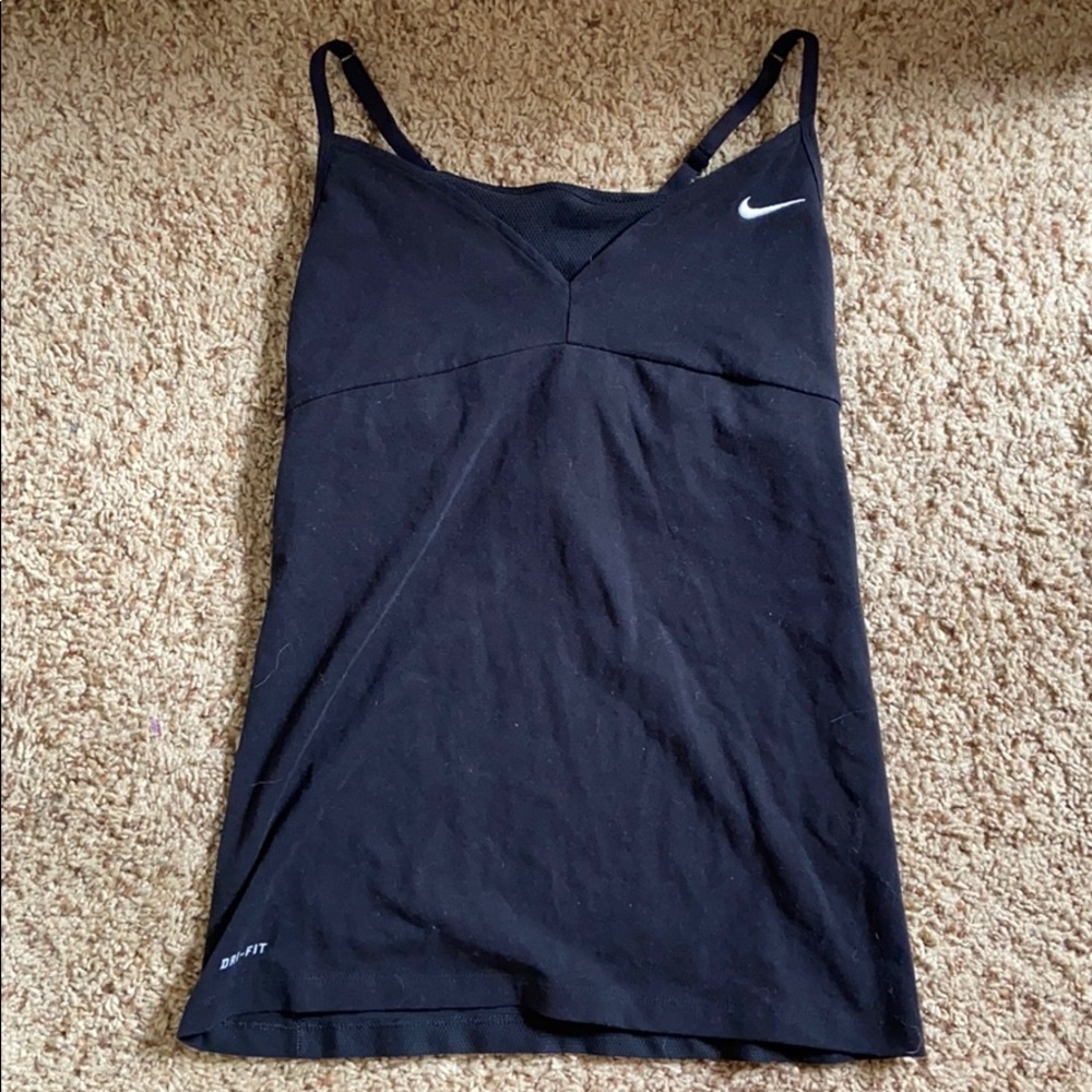 Black nike workout with a built in bra!